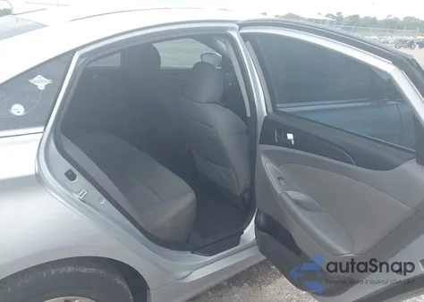 2013 Hyundai Sonata Gls z USA, uszkodzony, nr VIN 5NPEB4AC2DH801750